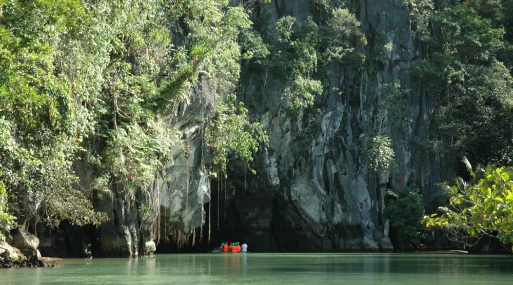 Boat entering the Puerto Princesa Underground River