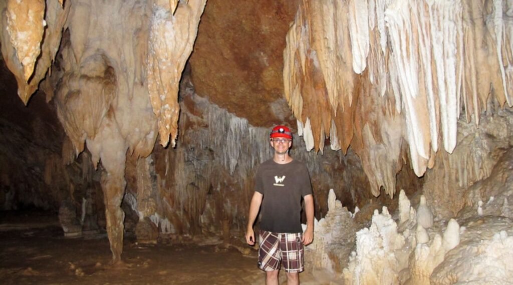 14 Fascinating Underground Caves to Add in your Bucket List